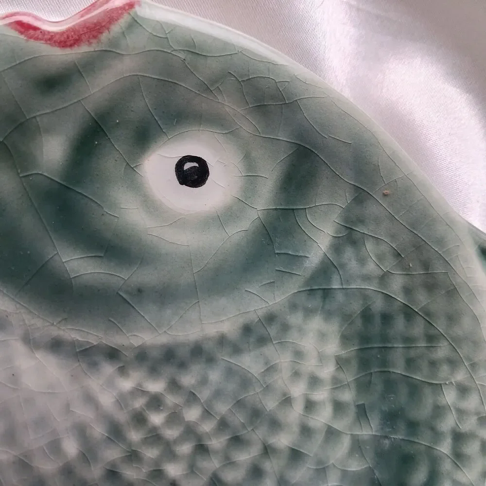 Vintage Portugal Faiancas Belo Art Pottery Fish Shaped 6 1/2'' Plate